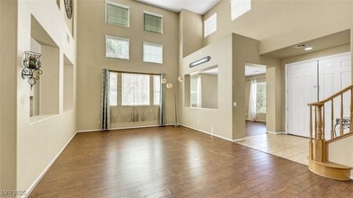 7373 Sundown Glen Ave in Las Vegas, NV - Building Photo - Building Photo