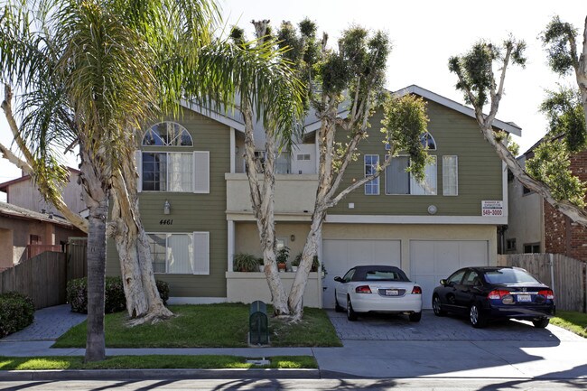 4461 50th St in San Diego, CA - Foto de edificio - Building Photo