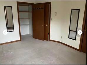 34 Mechanic St, Unit 1 in Leicester, MA - Foto de edificio - Building Photo