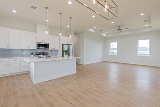 4206 Mason Dr in Galveston, TX - Building Photo - Building Photo