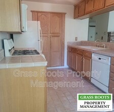 11802 Francis Dr in Grass Valley, CA - Building Photo - Building Photo