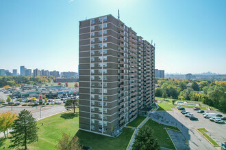 Majorca Towers in Toronto, ON - Building Photo - Building Photo