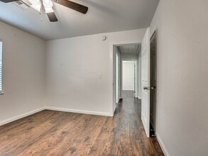 2011 N Bonita Ave in Shawnee, OK - Building Photo - Building Photo