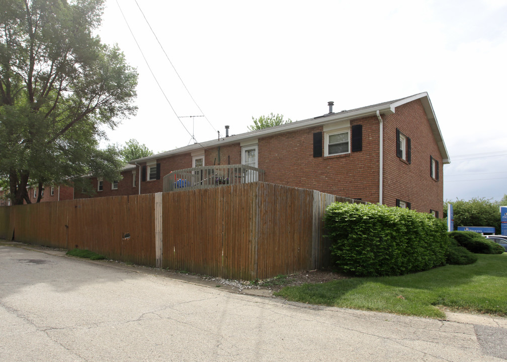 Glenwood Apartments in Joliet, IL - Building Photo