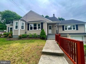 39 Mabel St in Trenton, NJ - Building Photo - Building Photo