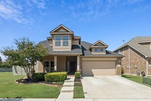 109 Oakmont Dr in Argyle, TX - Building Photo