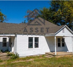 221 SE 55th St in Oklahoma City, OK - Building Photo - Building Photo