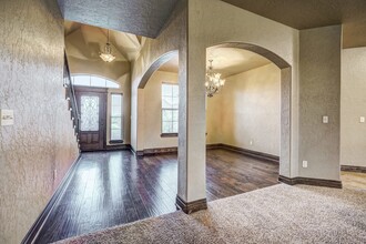 905 Samantha Ln in Moore, OK - Building Photo - Building Photo