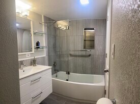 9370 E Girard Ave, Unit 11 in Denver, CO - Building Photo