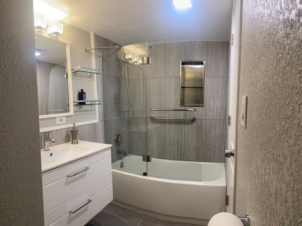 9370 E Girard Ave, Unit 11 in Denver, CO - Building Photo