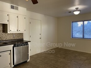 9509 Dona Marguerita Ave NE in Albuquerque, NM - Building Photo - Building Photo