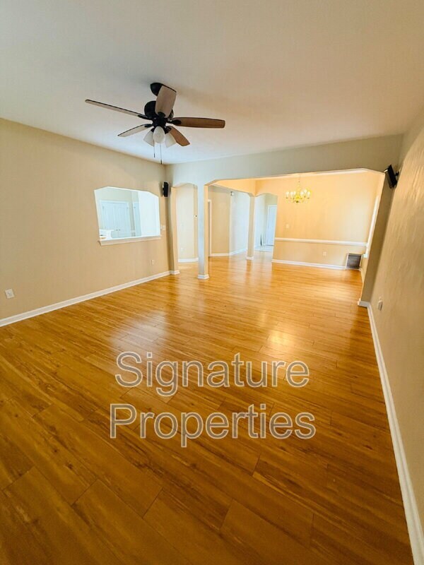 712 Tallahassee Dr in Chesapeake, VA - Building Photo - Building Photo