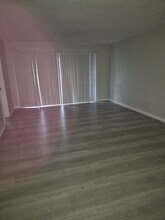 2426 Tulane Ave, Unit Apt 1 in Daytona Beach, FL - Foto de edificio - Building Photo