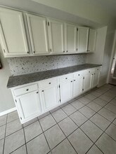 35 Medford Ln in Willingboro, NJ - Building Photo - Building Photo