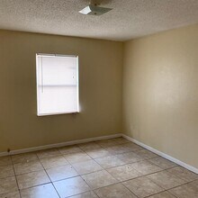 520 Pinewood Ave in Lakeland, FL - Building Photo - Building Photo