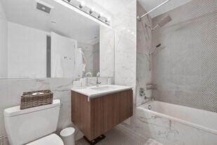 160 1st St in Jersey City, NJ - Building Photo