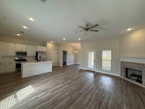 132 Madisonville Dr in Canton, MS - Building Photo - Building Photo