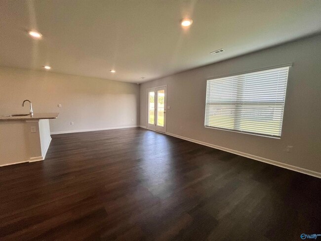 433 Jackson Pt Cir in Huntsville, AL - Building Photo - Building Photo