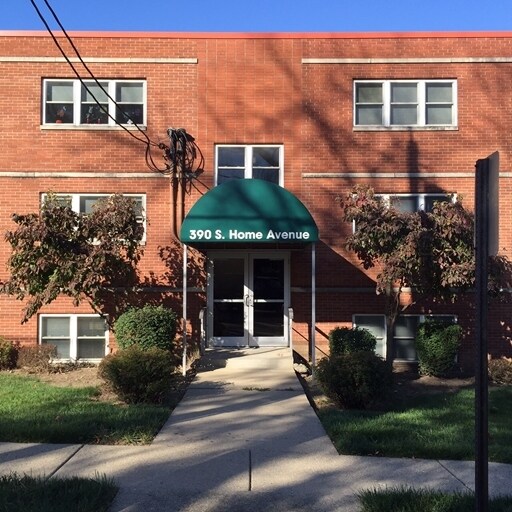 Parkside Apartments in Franklin, IN - Building Photo