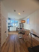 40 Poinsett St in Charleston, SC - Building Photo - Building Photo