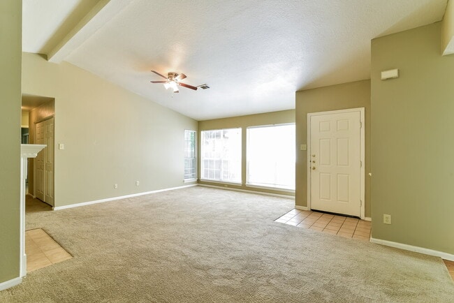 23 Emery Cliff Pl in Spring, TX - Building Photo - Building Photo