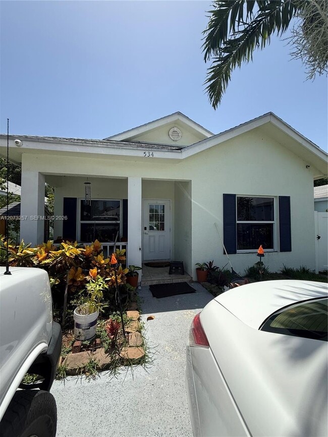 property at 534 18th St