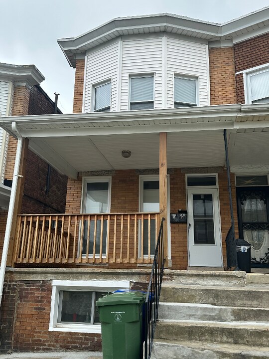 533 Oakland Ave in Baltimore, MD - Building Photo