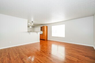 3853 Sugarbark Dr in Canal Winchester, OH - Building Photo - Building Photo