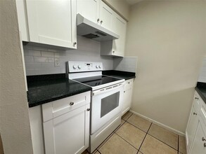 2281 Curlew Ave in Dunedin, FL - Building Photo - Building Photo