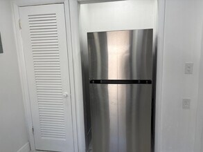 230 SW 11th St in Dania Beach, FL - Building Photo - Building Photo