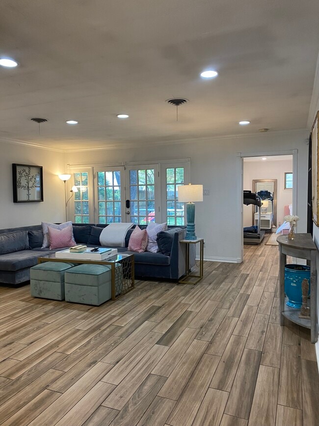 4084 Purdue Ave in Dallas, TX - Building Photo - Building Photo