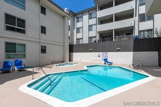 6001 Canterbury Dr, Unit 211 in Culver City, CA - Foto de edificio - Building Photo