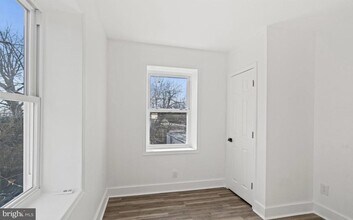 116 Fern St in Darby, PA - Building Photo - Building Photo