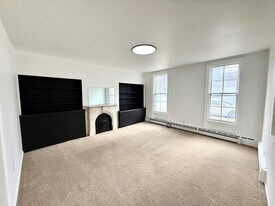 4 Linden Ave in Troy, NY - Building Photo