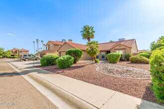 15824 N 57th St in Scottsdale, AZ - Building Photo - Building Photo