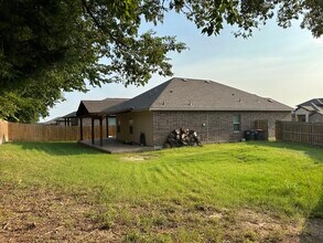 2003 Atlantic Ave in Anna, TX - Building Photo - Building Photo