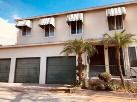 112 S Chevy Chase Dr, Unit 112 in Glendale, CA - Building Photo