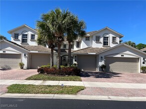 6839 Ascot Dr in Naples, FL - Building Photo - Building Photo