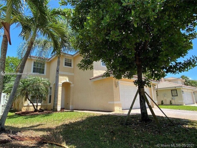 4287 SW 130th Ave in Miramar, FL - Building Photo - Building Photo