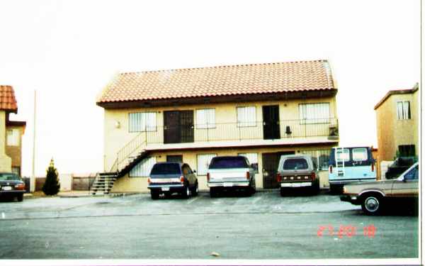 3617 Thomas Ave in North Las Vegas, NV - Building Photo - Building Photo