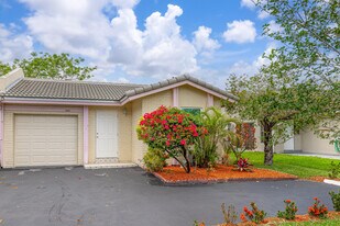 3912 NW 110th Ave in Coral Springs, FL - Building Photo