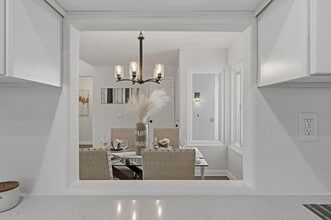 73 Grandwell Way in San Jose, CA - Foto de edificio - Building Photo