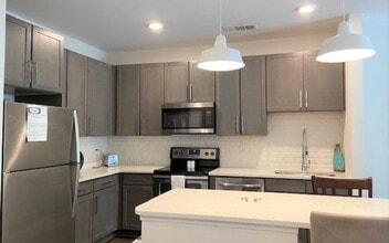 10105 Westside Pkwy in Alpharetta, GA - Building Photo - Building Photo