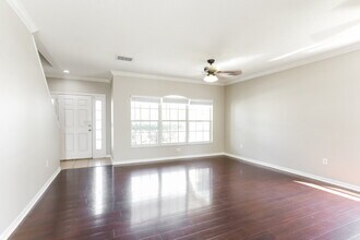 24922 Oakhaven Ct in Lutz, FL - Building Photo - Building Photo