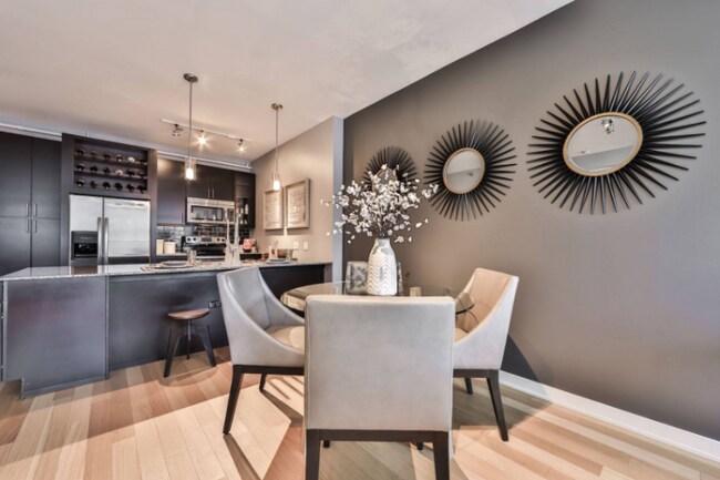 169 W Kinzie St in Chicago, IL - Building Photo - Building Photo