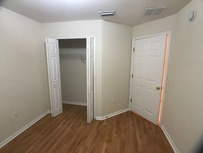 6081 Maggies Cir-Unit -111 in Jacksonville, FL - Building Photo - Building Photo