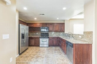 8737 Brindisi Park Ave in Las Vegas, NV - Building Photo - Building Photo