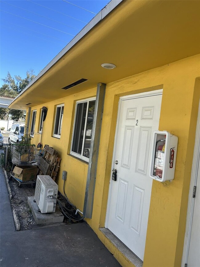 property at 318 E 21st St