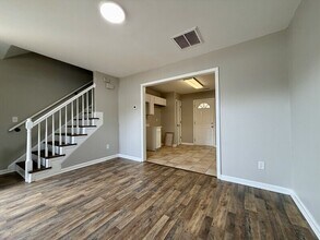 3746 Glenwood Dr in Charlotte, NC - Building Photo - Building Photo