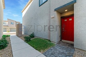 4118 Lunar Cyn Ave in North Las Vegas, NV - Building Photo - Building Photo